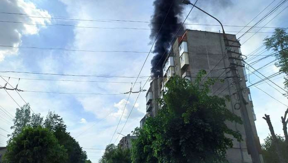 У Чернігові горіла дев'ятиповерхівка. Що відомо про пожежу