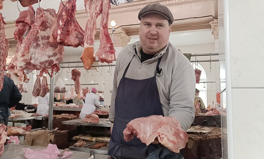 Григорій Юрченко, Чернігів, центральний ринок