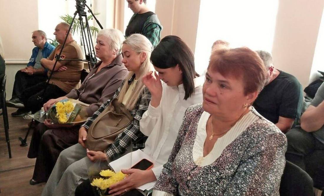 У Прилуках 13 загиблим захисникам посмертно присвоїли звання «Почесний громадянин міста»