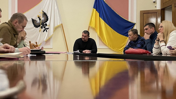 Начальник Чернігівської МВА зустрівся з громадськістю: про бюджет і не тільки