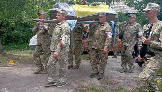 На Чернігівщині поховали двох Героїв, які загинули на Донеччині