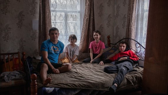 Жінка з Чернігівщини переїхала з прикордоння з трьома дітьми та племінником: як облаштувалися в новій громаді