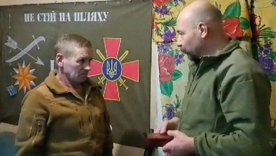 Захиснику з Чернігівщини передали нагороду від Президента України