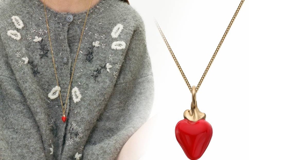 Популярний ювелірний бренд став заробляти на чернігівській жіночій автентиці