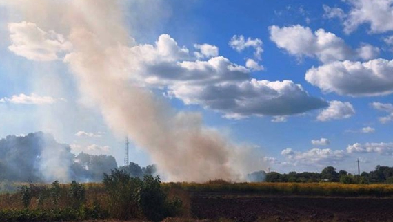 Жінка обгоріла, бо траву підпалила