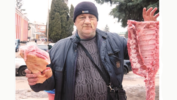 «У Чернігові такого м’яса не купите!»: по чім на базарі у громаді