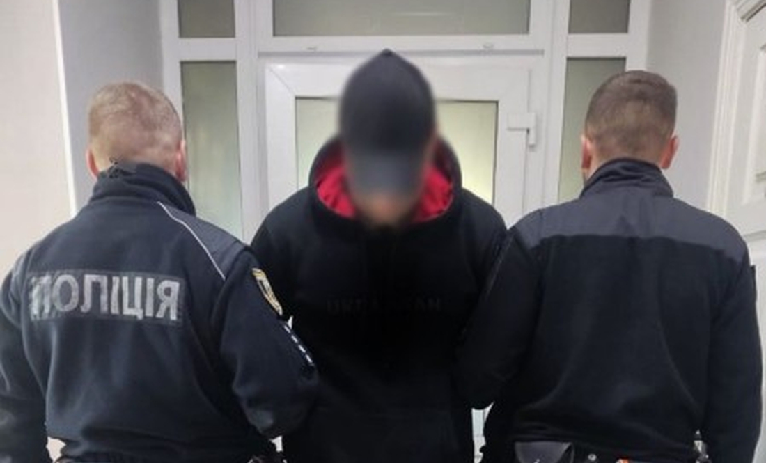 Ліки на продаж: поліцейські викрили чернігівця, який продавав наркотики