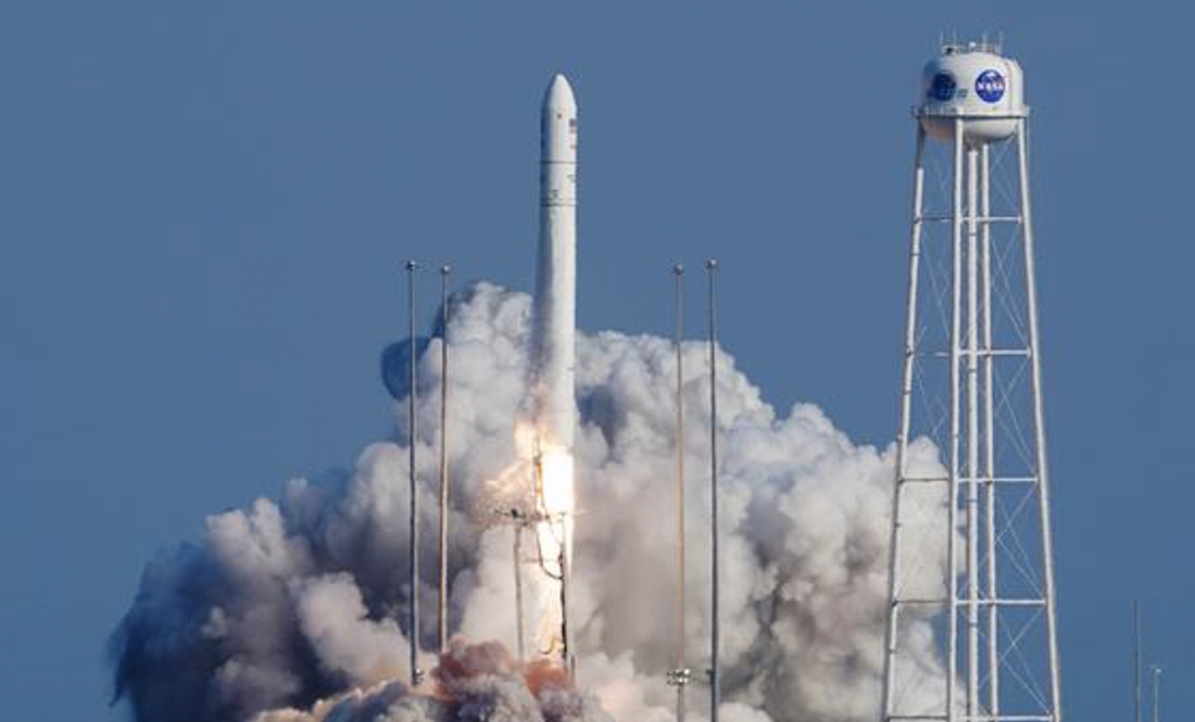 У США успішно стартувала ракета «Антарес» із телекомунікаційним начинням від чернігівських заводів