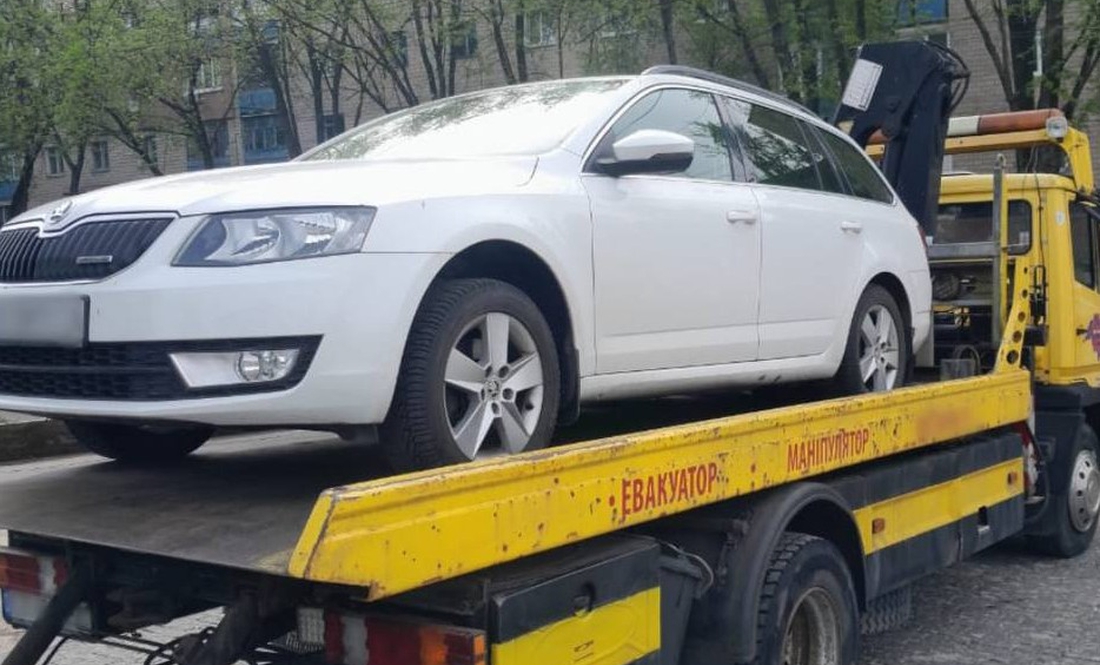 У Чернігові жінка допомогла патрульним затримати п'яного водія