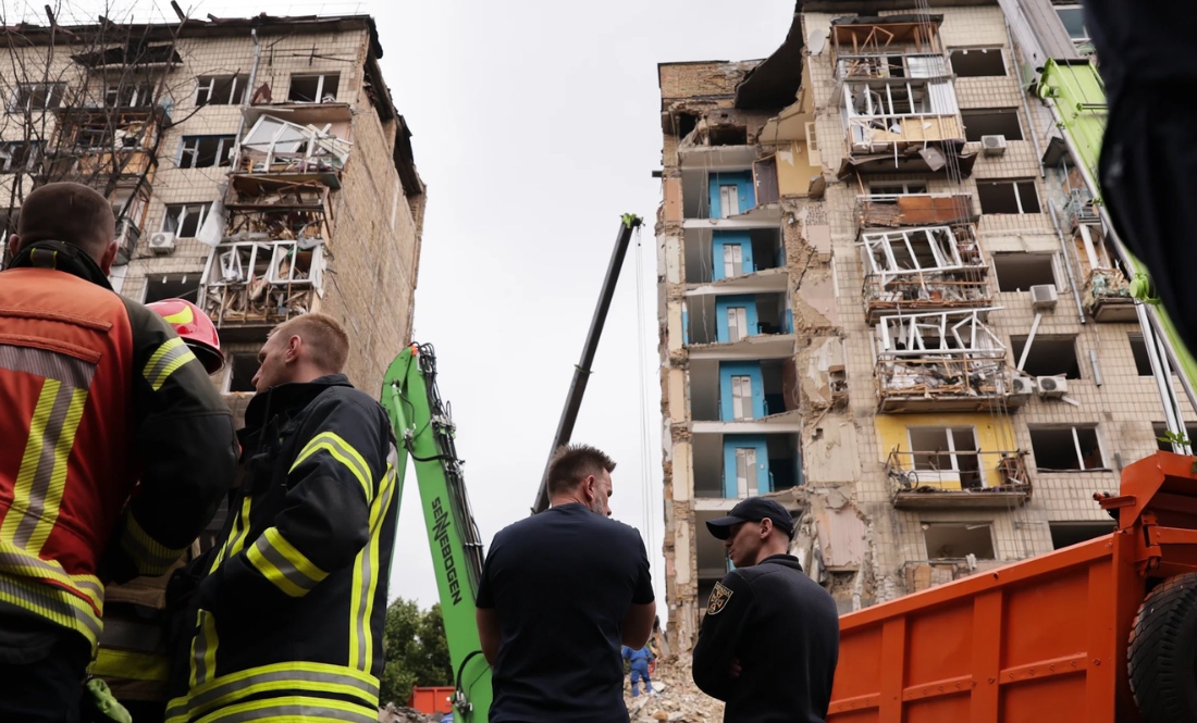 Унаслідок обстрілу обвалився цілий під'їзд: у Києві загинули брати з Чернігівщини