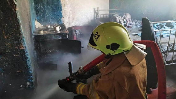 На Чернігівщині під час пожежі у приватному будинку загинув чоловік