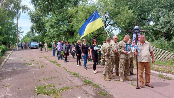 У громадах на Чернігівщині прощались із трьома загиблими бійцями ЗСУ