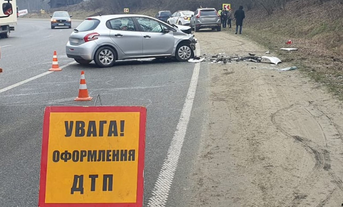 За минулу добу на Чернігівщині сталися дві ДТП - є травмовані