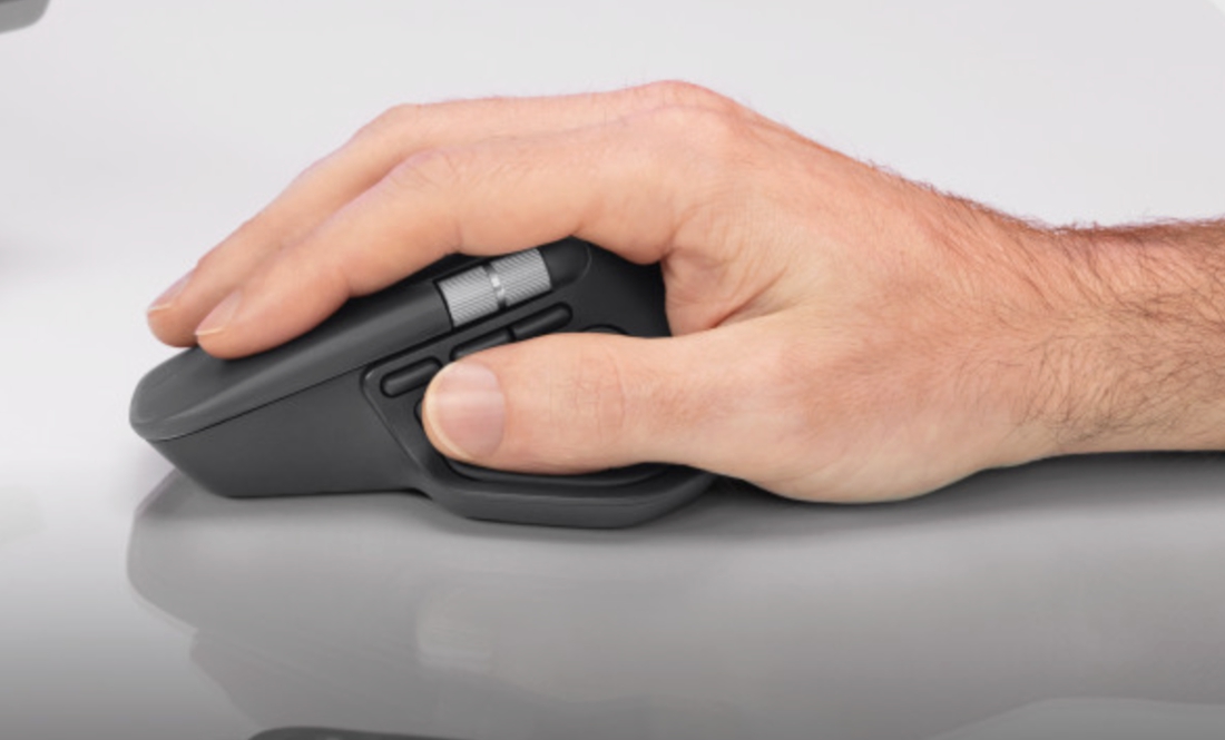 Чим Bluetooth-мишка відрізняється від моделей із USB-приймачем?