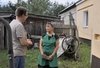 Жінка відновила будинок після обстрілів
