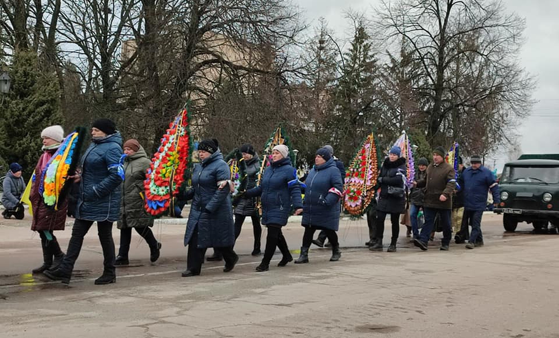 У Городні поховали загиблого на війні з Росією бійця