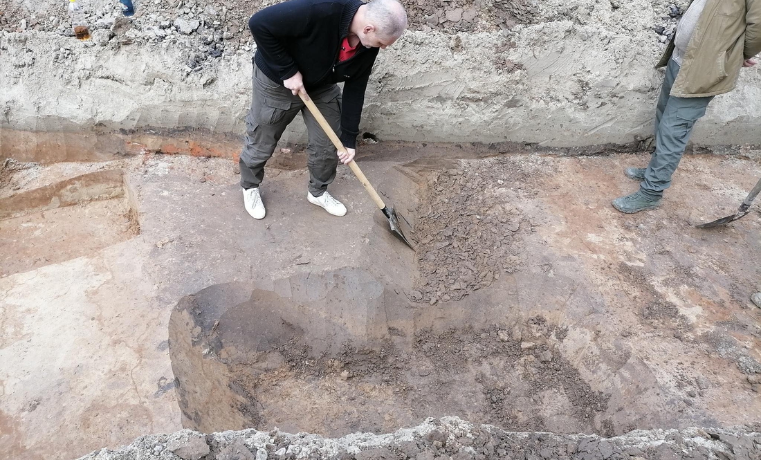 Що знайшли археологи в Чернігові під час розкопок при ремонтних роботах на вул.Любецькій?