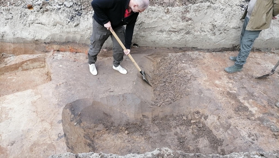 Що знайшли археологи в Чернігові під час розкопок при ремонтних роботах на вул.Любецькій?