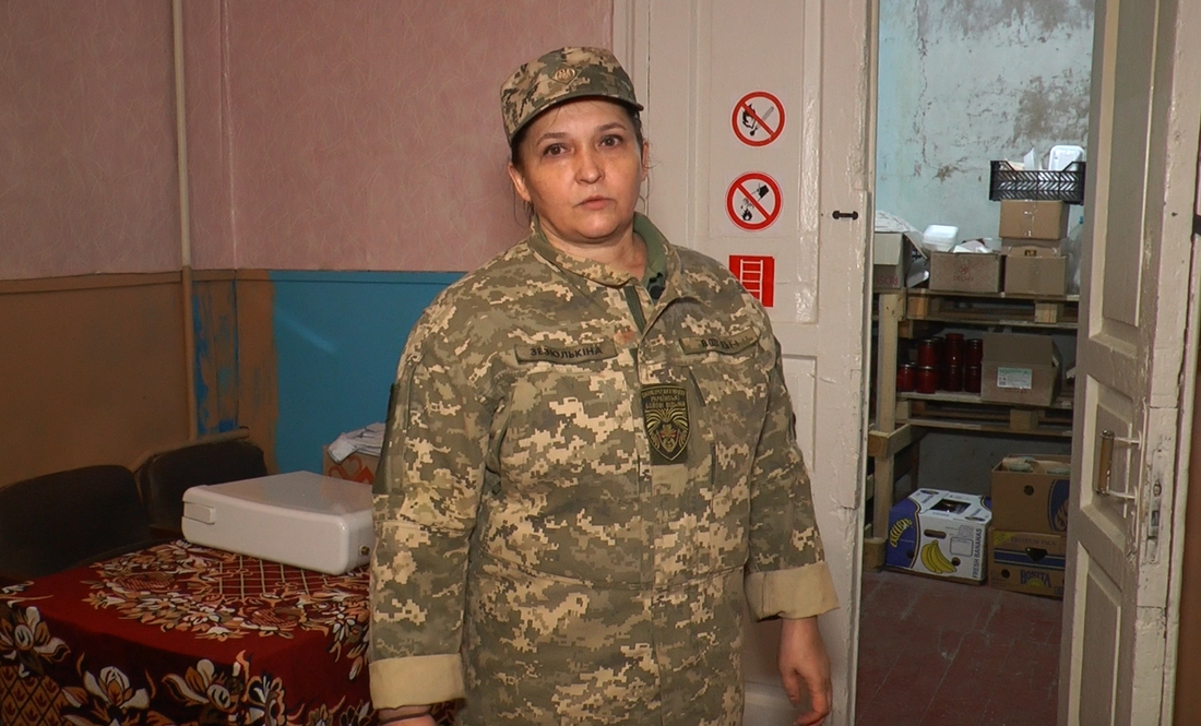 Замість городу – піксель. Пенсіонерка МВС пильнує рідну Чернігівщину та підтримує військових