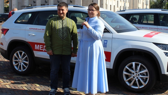 Спеціалізовані медичні автівки поїхали в дві прикордонні громади