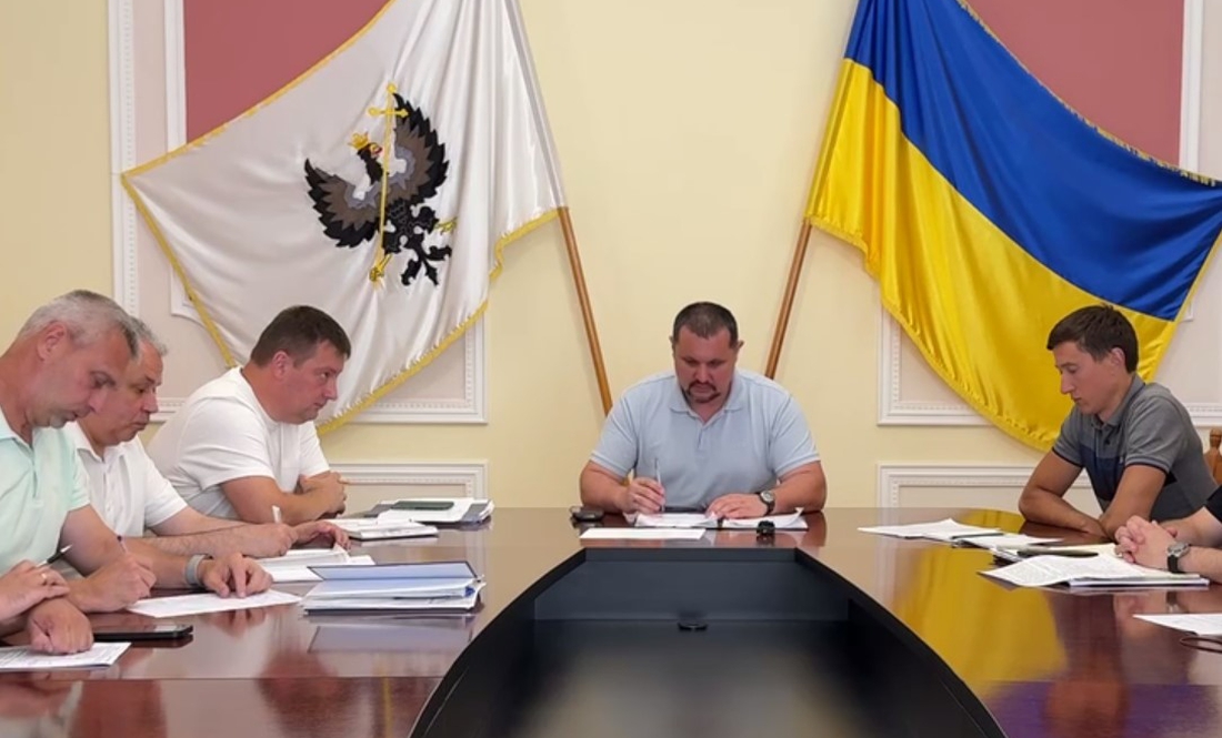 Брижинський зібрав керівників міської ради для аналізу, що відбуваєтсья у місті