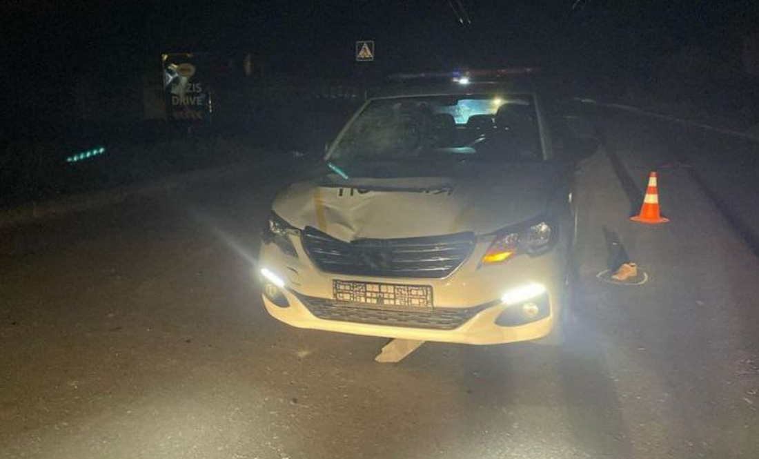 У Чернігові поліцейський збив на смерть пішохода: загиблий – військовий