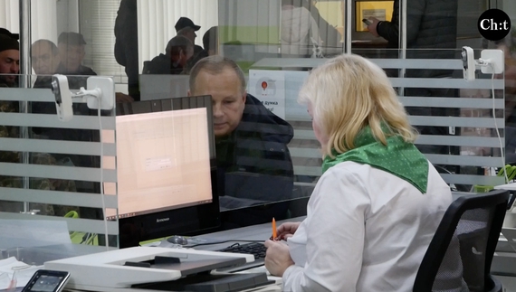 На Чернігівщині ажіотаж на закордонні паспорти ти водійські посвідчення пішов на спад