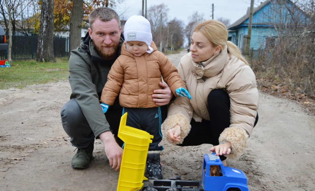 Андрій Турас із дружиною Оленою і сином Леоном