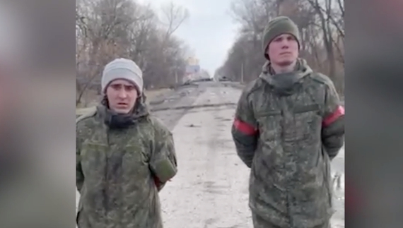 У Чернігові показали двох росіян, які "дійшли" до міста