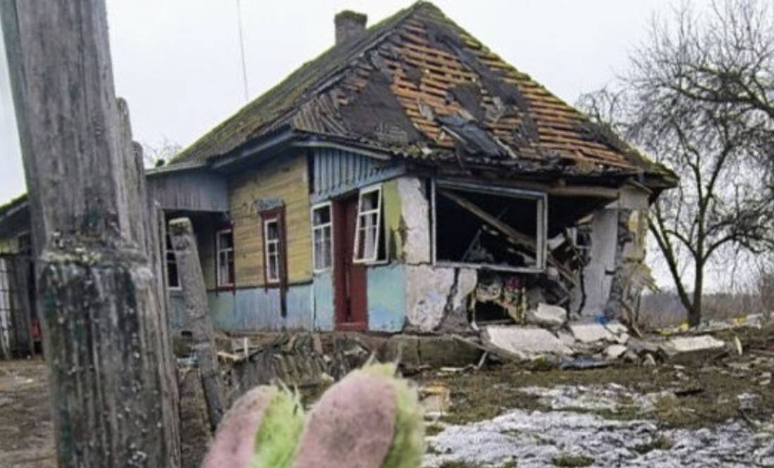 Боялися, щоб не було ще прильоту: «Коли їхала «швидка», тягли матір городами»