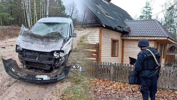 Енергооб'єкт, житло і службова автівка: що відомо про обстріли району на Чернігівщині