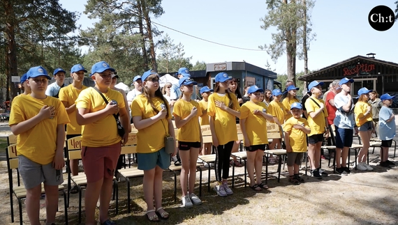 Дітьми, яких вже ніколи не обіймуть їх татусі, опікуються побратими загиблих героїв