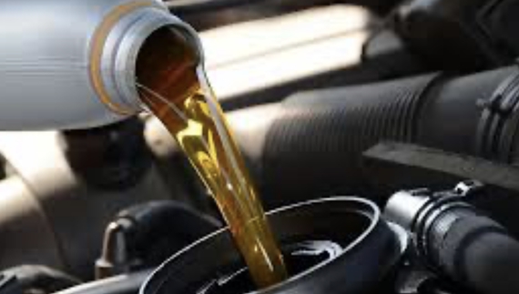 Як вибрати 5W40 для авто з пробігом