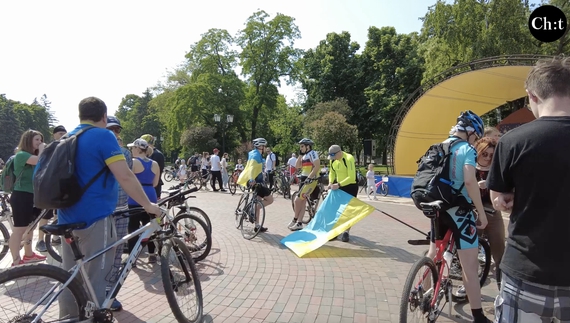 Допомогти 1-й танковій Сіверській бригаді: у Чернігові провели благодійний Велодень-2023