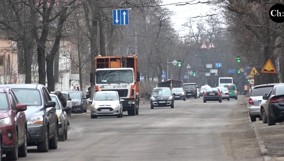 Після введення військової адміністрації у Чернігові відмовилися від багатомільйонного ремонту мерії