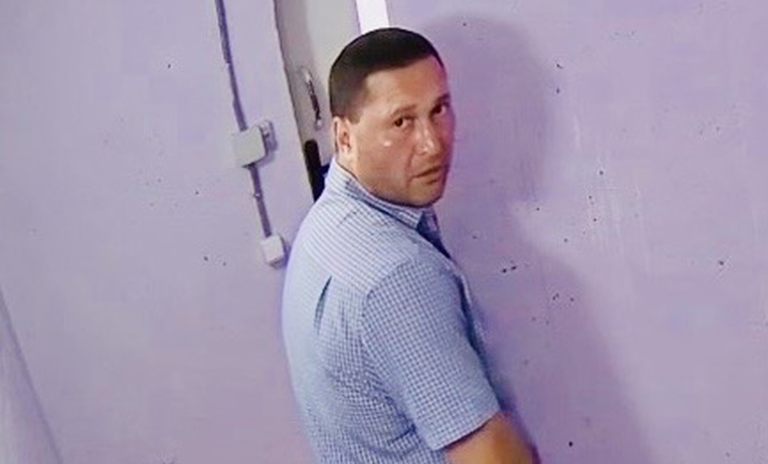 У Чернігові Муніципальна варта взялася публічно перевиховувати порушника - той на камеру справив потреби в укритті