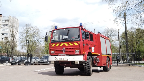 Чернігівським рятувальникам передали допомогу їх європейські колеги