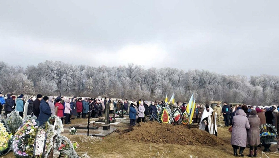 У Сосницькій і Талалаївській громадах прощались із вбитими росією бійцями