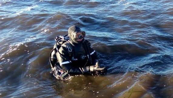 У прикордонній громаді Чернігівщини із водойми дістали тіло потопельника