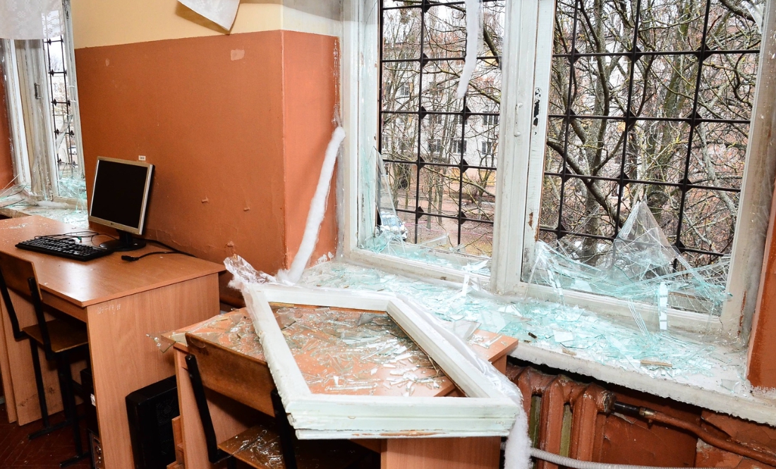 На Святвечір російський дрон пошкодив коледж дизайну в Чернігові