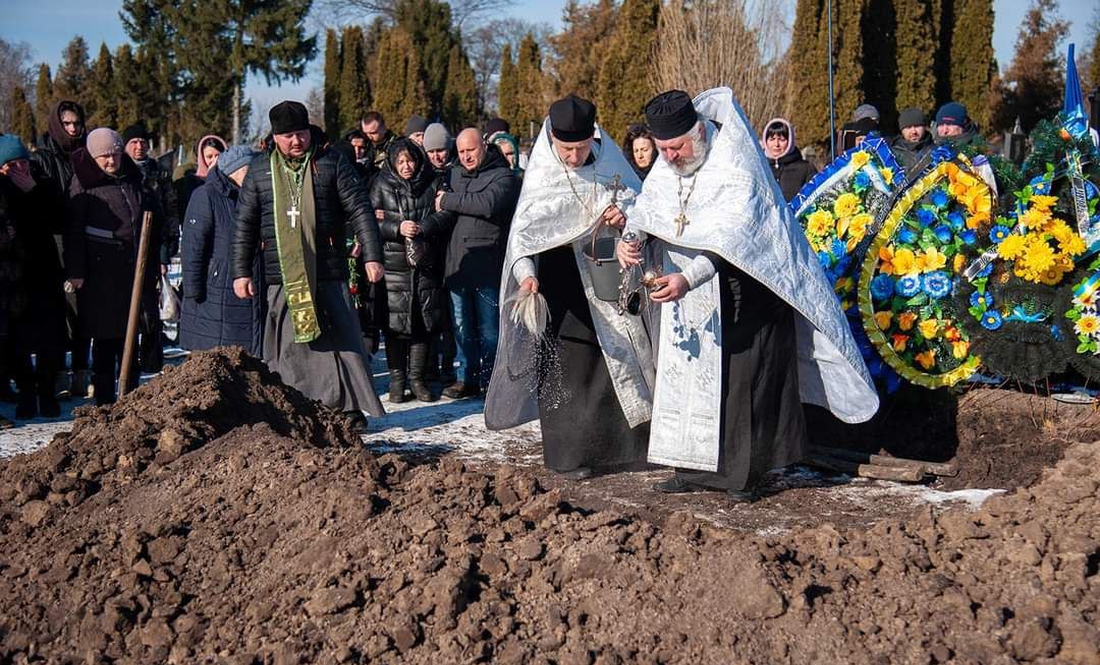На Чернігівщині поховали пʼятьох бійців ЗСУ