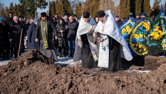 На Чернігівщині поховали пʼятьох бійців ЗСУ