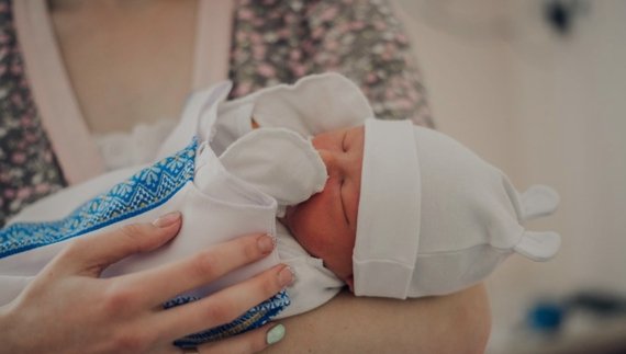 У новорічну ніч у Чернігові народився малюк: хлопчик чи дівчинка