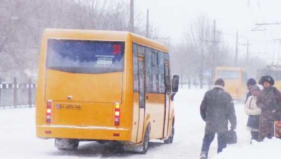 Перевізник умовив пенсіонера повернутися за кермо менської маршрутки. У Новгород-Сіверському ходять пішки