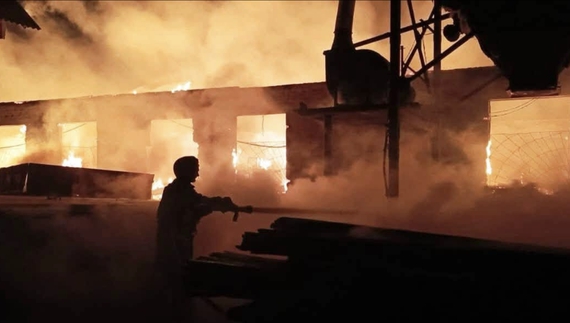 Ворог ударив по підприємству в Новгород-Сіверському: щонайменше шість влучань дронів