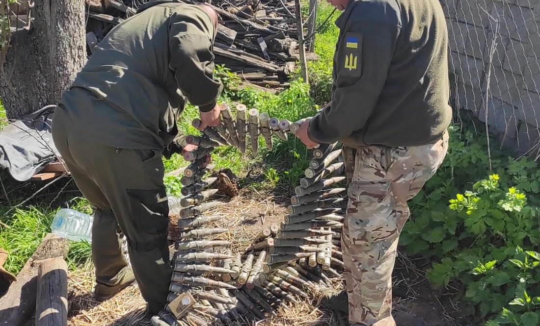 Під Черніговом знайшли схрон російських боєприпасів