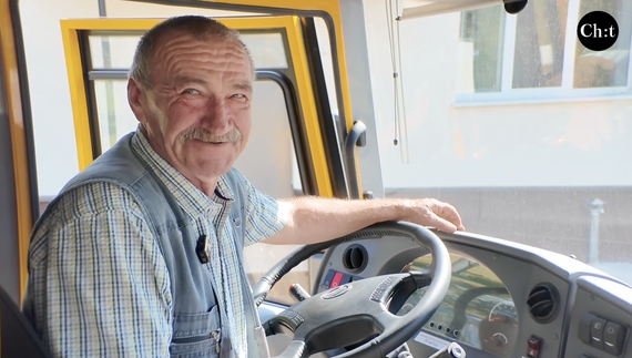 Сергій Михайлович - водій шкільного автобусу з Талалаївки