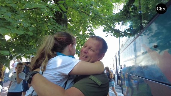 Додому повернулися учасники другого заїзду -  усміхнені, задоволені і сповнені вражень