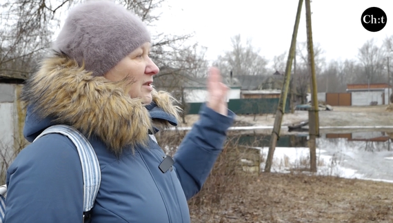 Наче у Венеції плавають на човнах і не пригадують такого взимку: як жителі Мньова переживають аномальну повінь