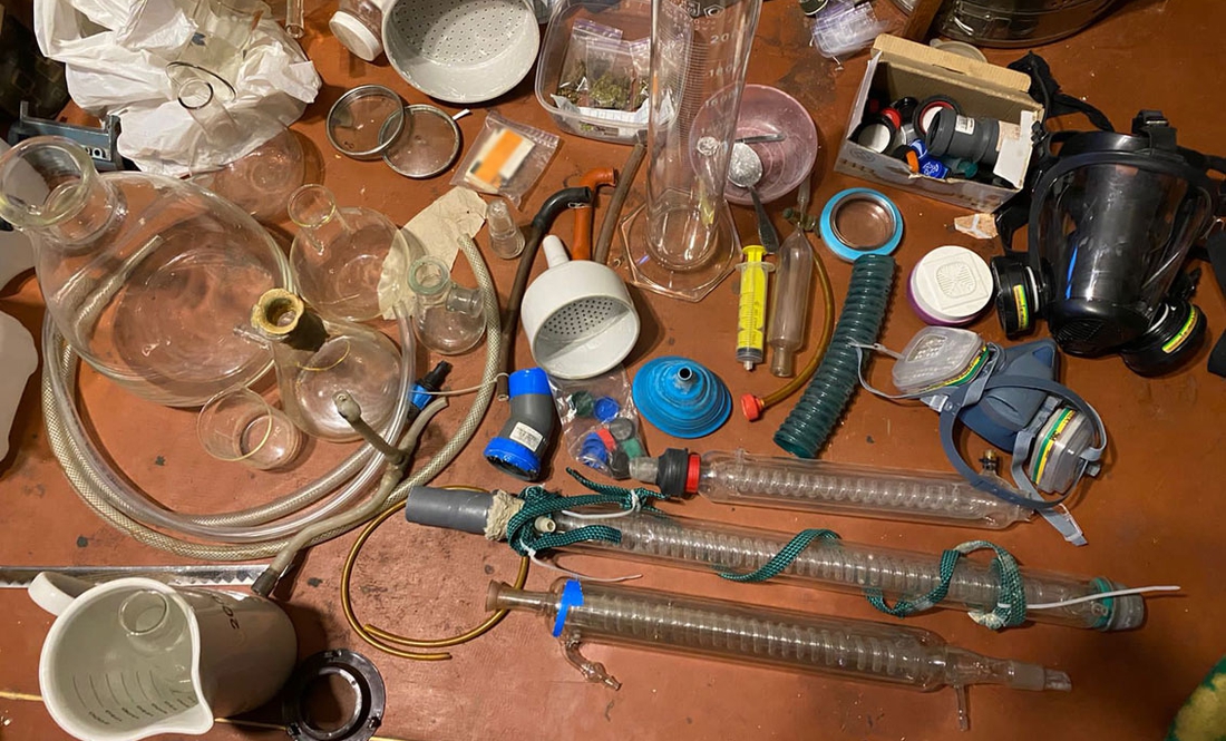 У Чернігові поліцейські викрили власника домашньої нарколабораторії